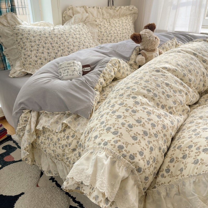 Yeni Antik İpek Dantel Dört Pa - Silk Sheet Set incelemesi ve fiyatı